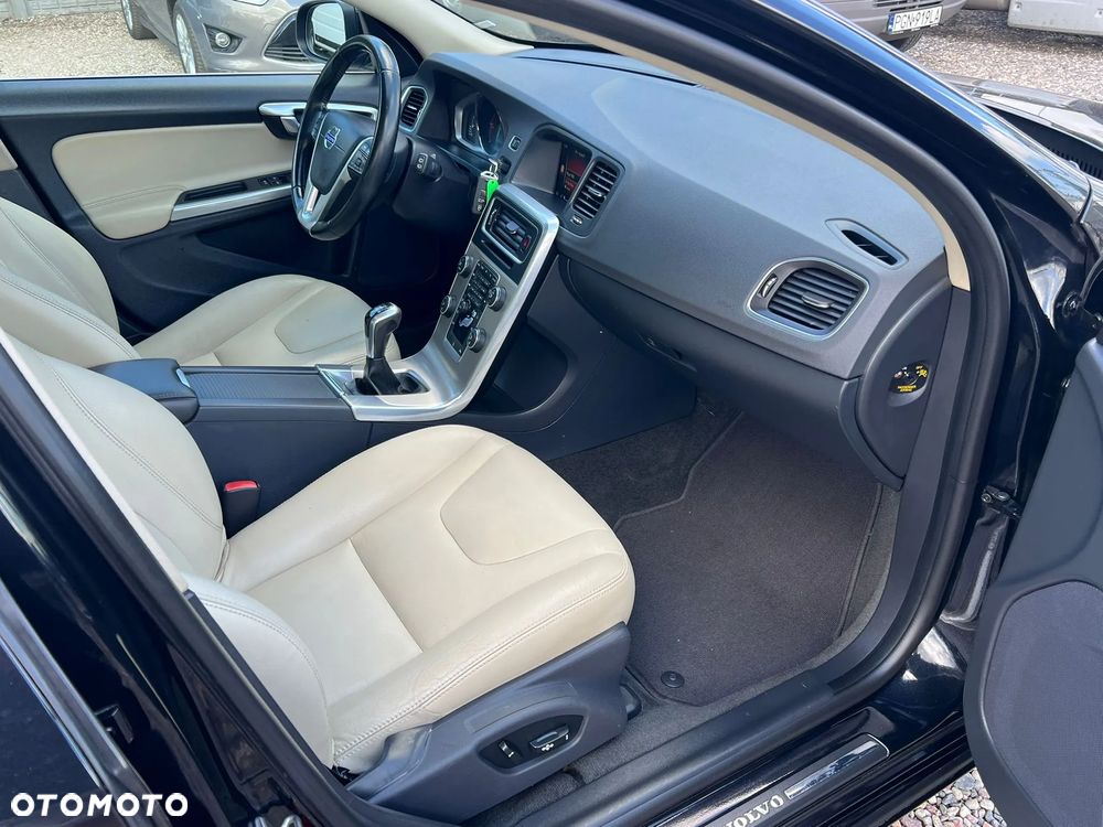 Volvo V60 D4 Drive-E Summum - 17