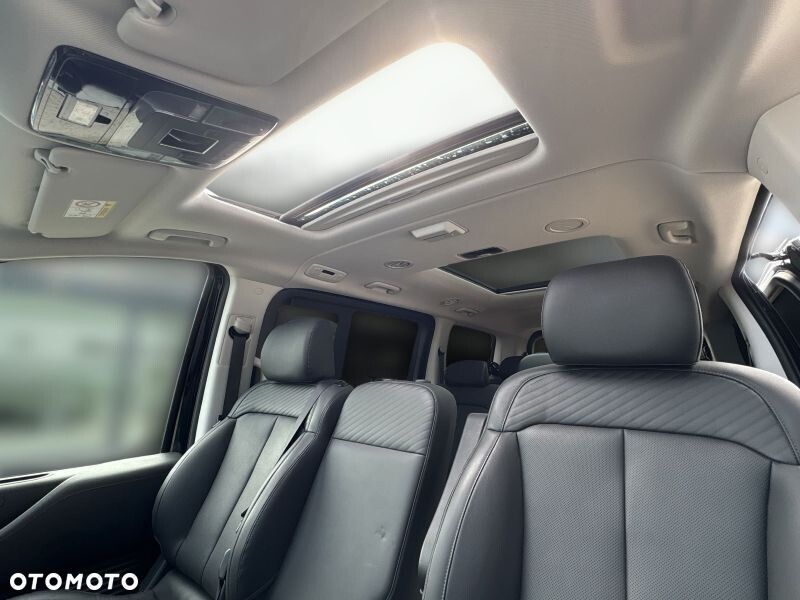 Hyundai Staria 1.6 T-GDI HEV Smart VIP - 11