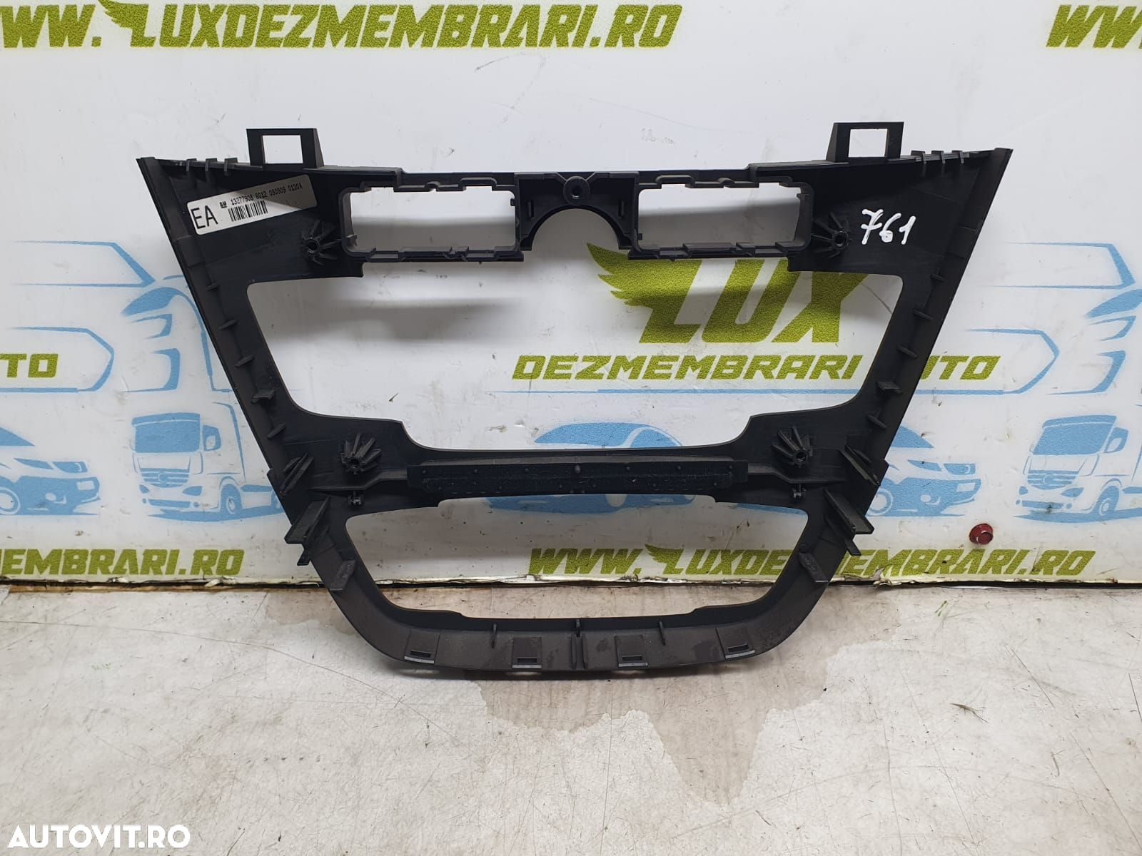 Ornament bord 13277908 Opel Insignia A [2008 - 2014] 2.0 cdti A20DTH - 2