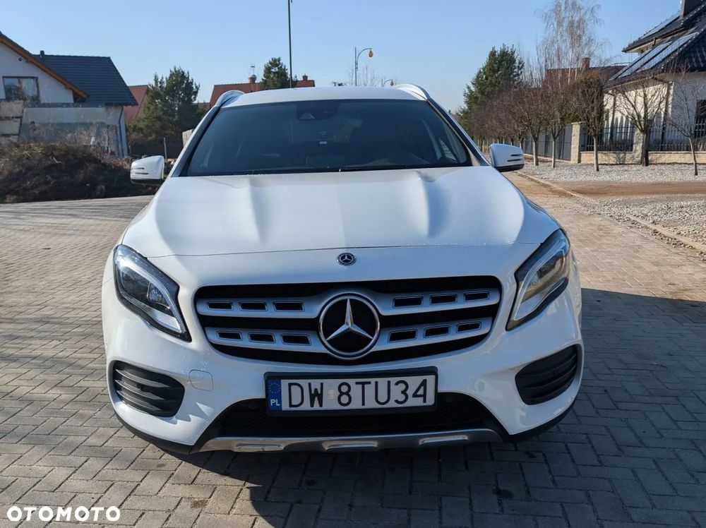 Mercedes-Benz GLA 200 7G-DCT AMG Line - 8