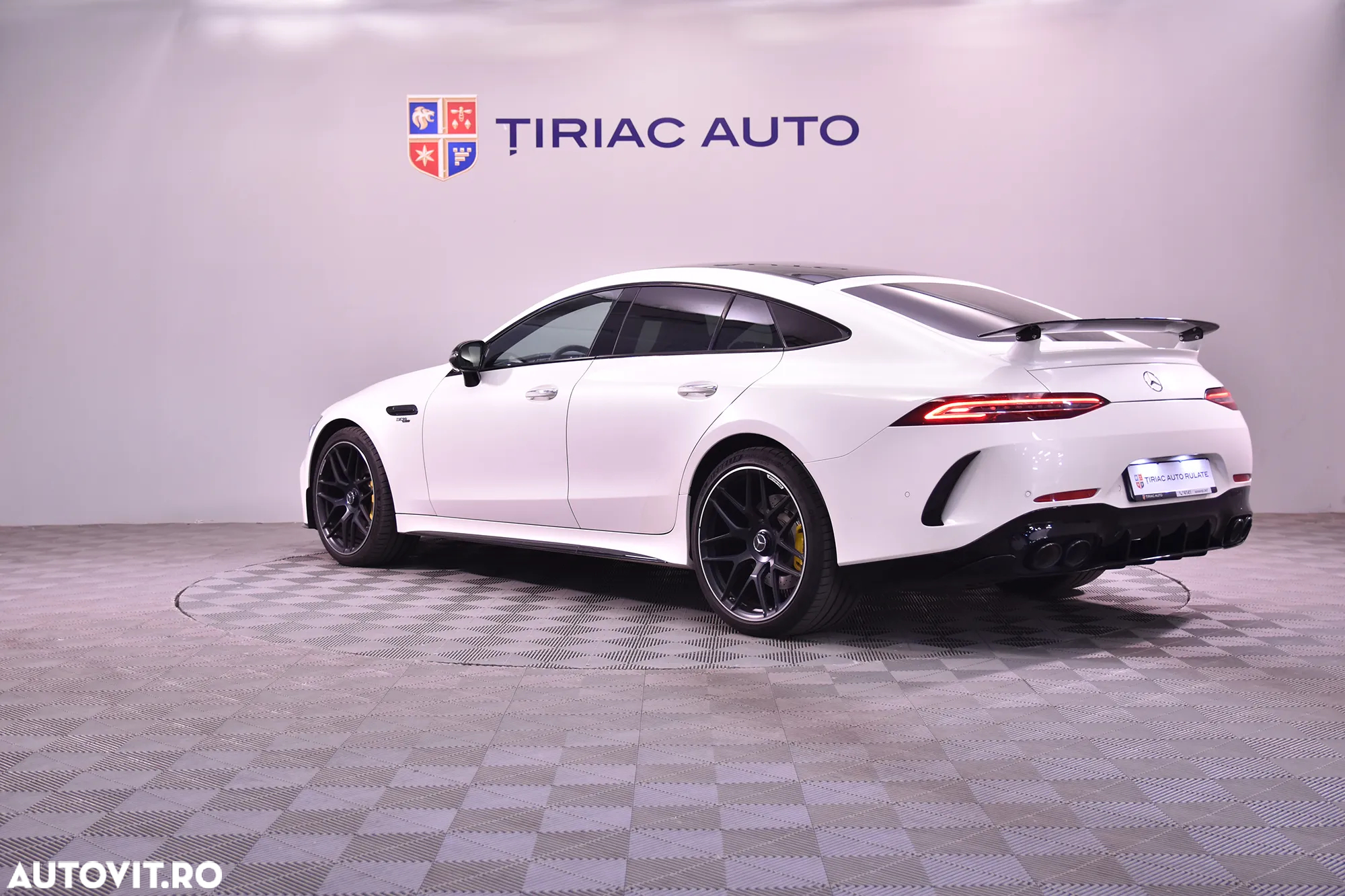 Mercedes-Benz AMG GT 43 4MATIC+ - 3