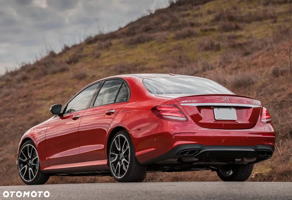 MERCEDES W213 SPOILER LOTKA NA KLAPĘ AMG PODKŁAD! - 4