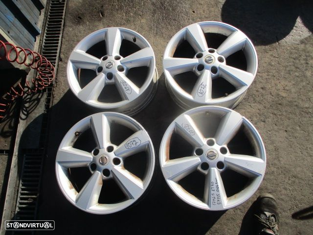 Jogo De Jantes Jgjant1072 NISSAN QASHQAI 1 FASE 1 2008 1.5DCI 105CV 5P CINZENTO 40 17X6.5J 5X115 65.5MM - 2