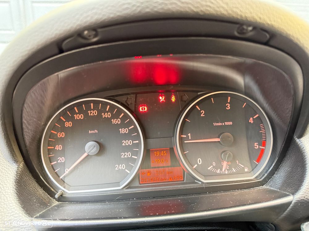 BMW 116 d — fotografia 14