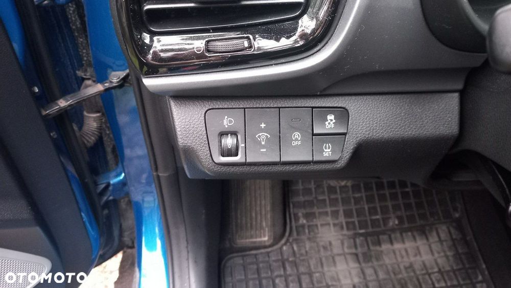 Kia Stonic 1.0 T-GDI L - 8