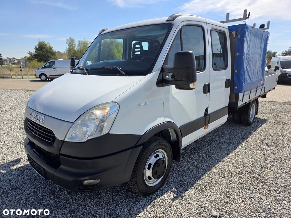 Iveco 35C17 3,0 HPI 170 KONNA DOKA BRYGADÓWKA 7 OSOBOWA 3,2M SKRZYNIA 130T/KM PRZEBIEGU GWARANCJA BLIŻNIAKI DO 3,5T WEBASTO - 1