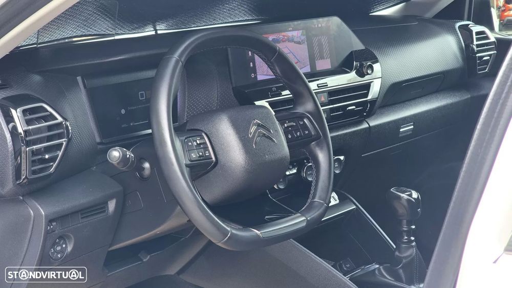 Citroën C4 1.2 PureTech Shine - 15