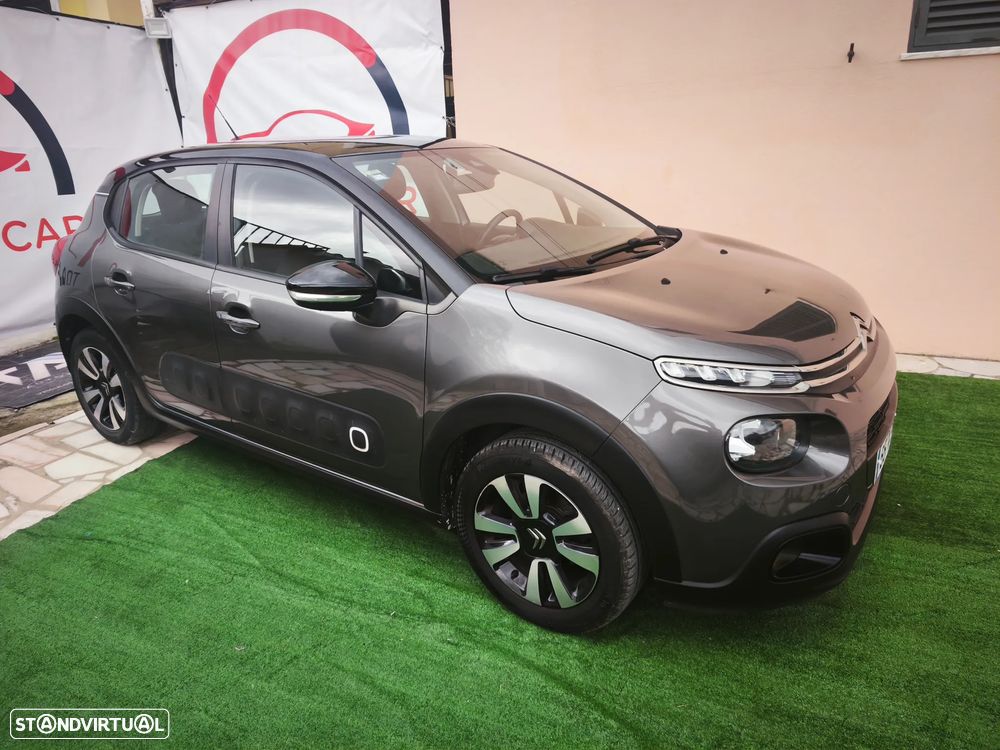 Citroën C3 1.2 PureTech Shine - 2