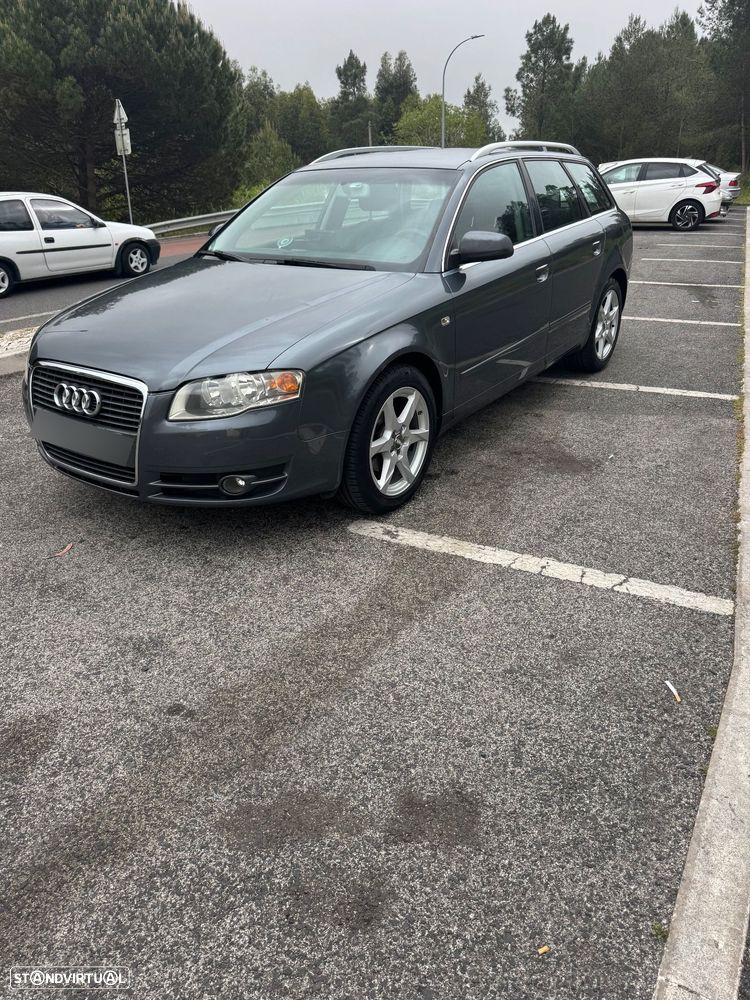 Audi A4 Avant 2.0 TDi - 1