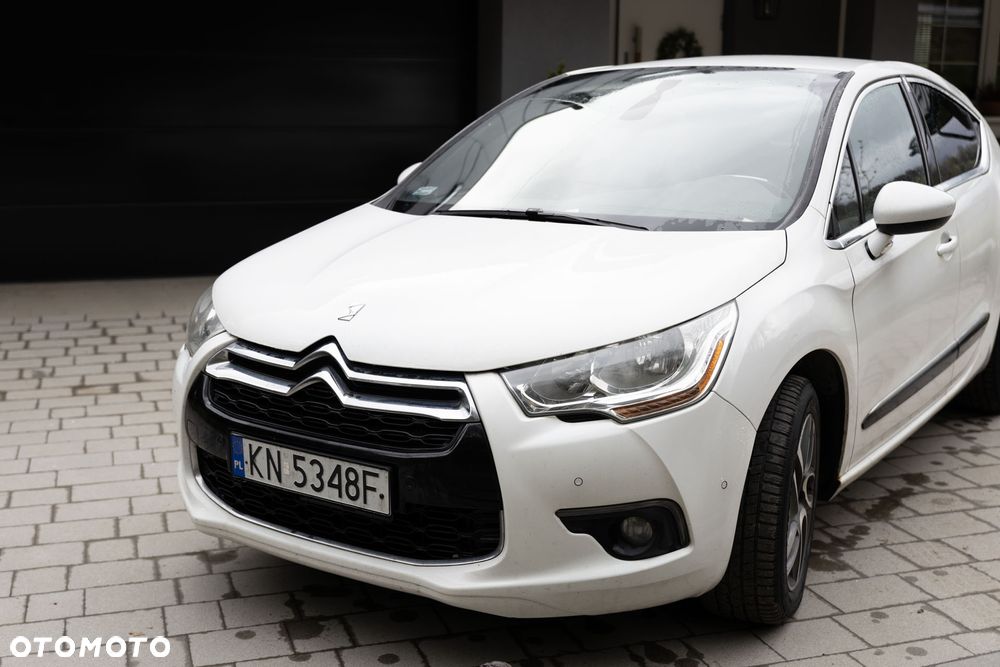 Citroën DS4 1.6 HDi SoChic - 3