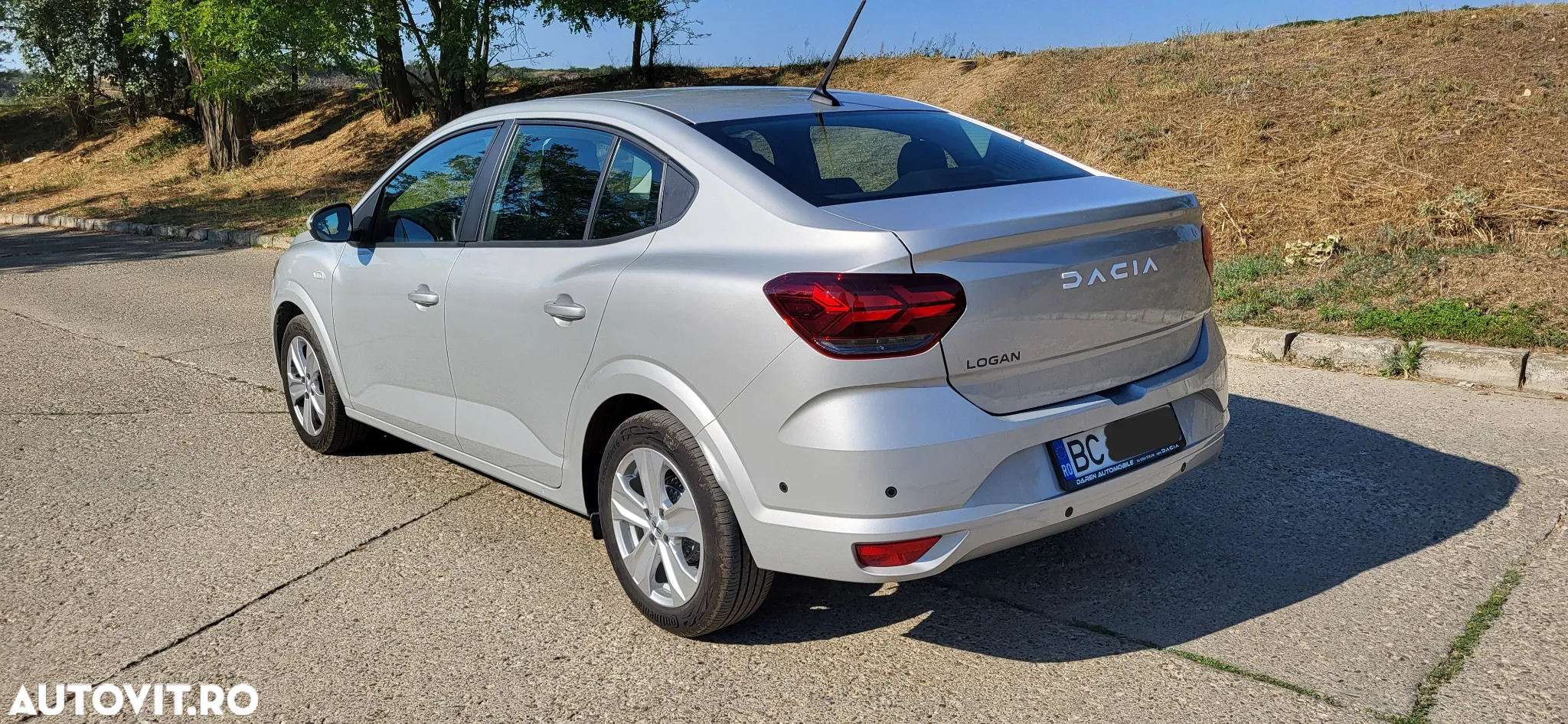 Dacia Logan ECO-G 100 MT6 Expression - 3