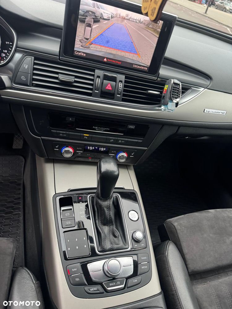 Audi A6 Allroad - 11