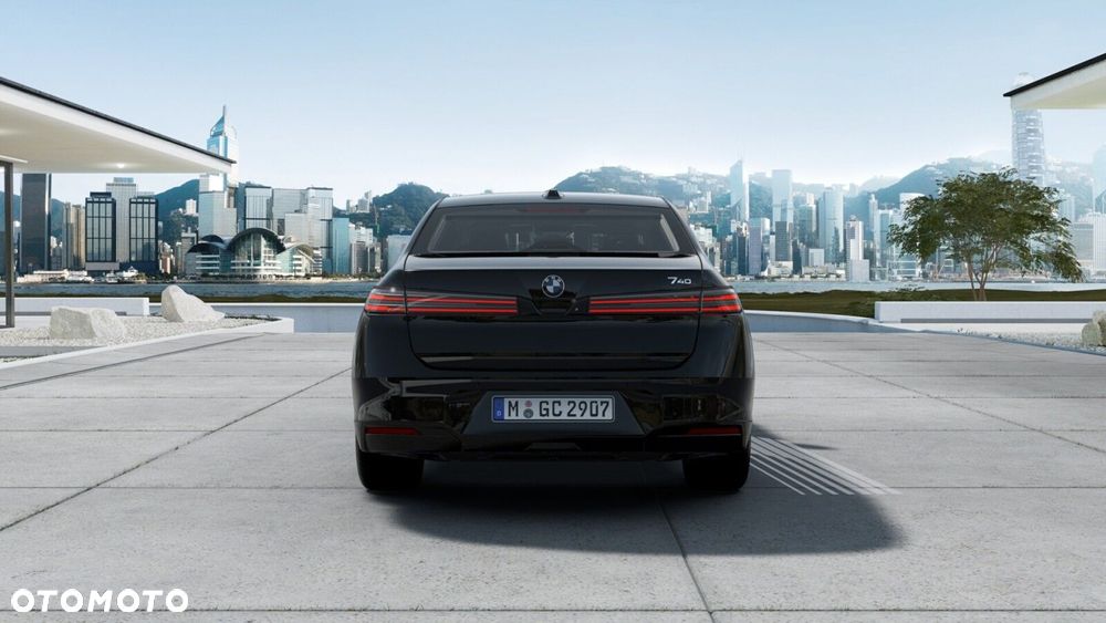 BMW Seria 7 - 5