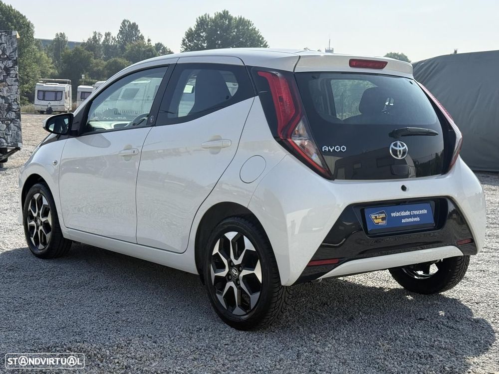 Toyota Aygo 1.0 X-Play+X-Touch - 12