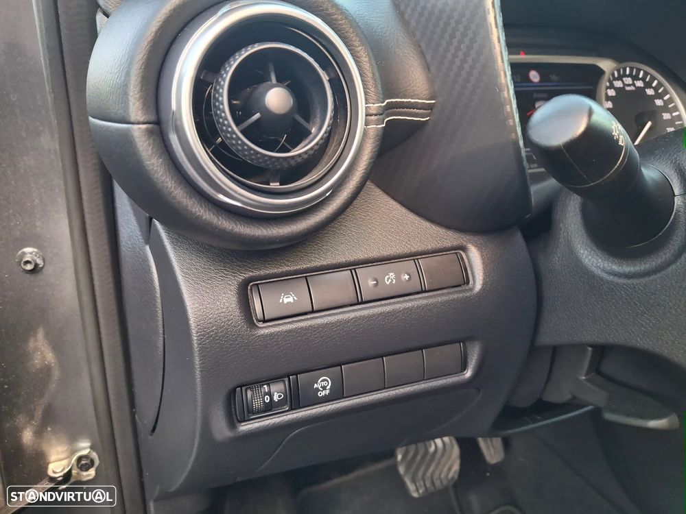 Nissan Juke 1.0 DIG-T N-Connecta NAV. DCT - 13