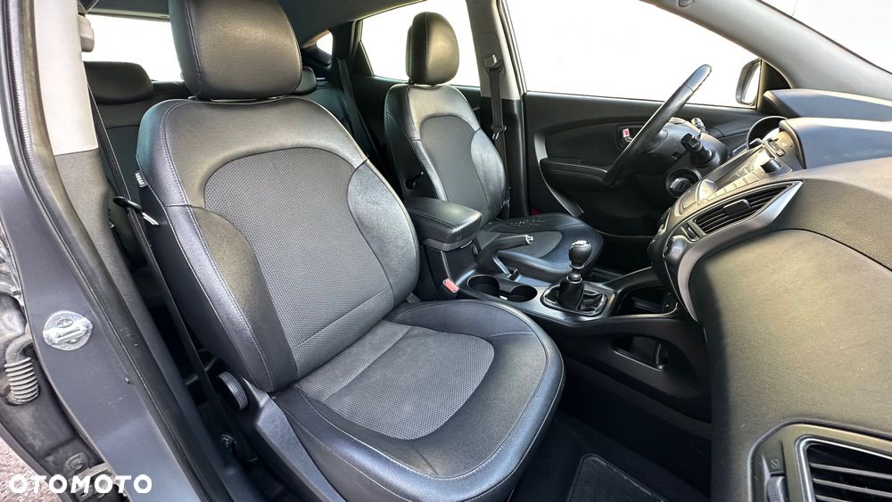 Hyundai ix35 2.0 CRDi 4WD Premium - 31