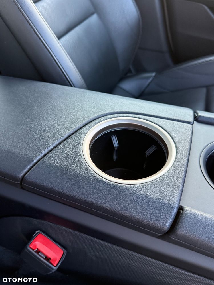 Porsche Taycan 4S Performance Plus - 12