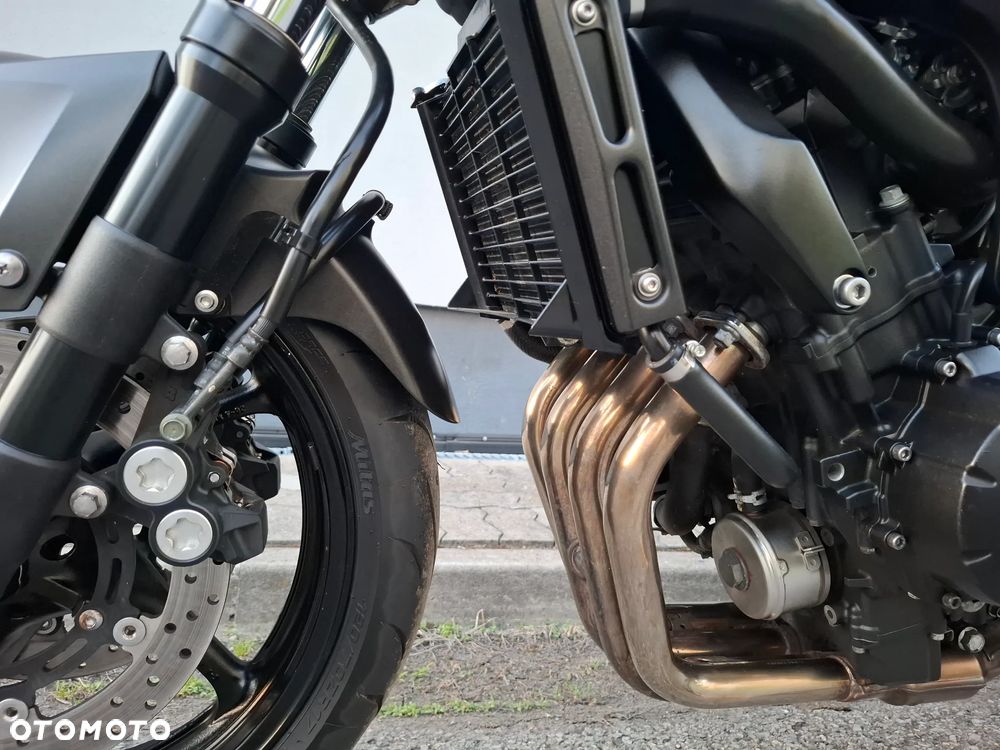 Yamaha FZ6 - 26