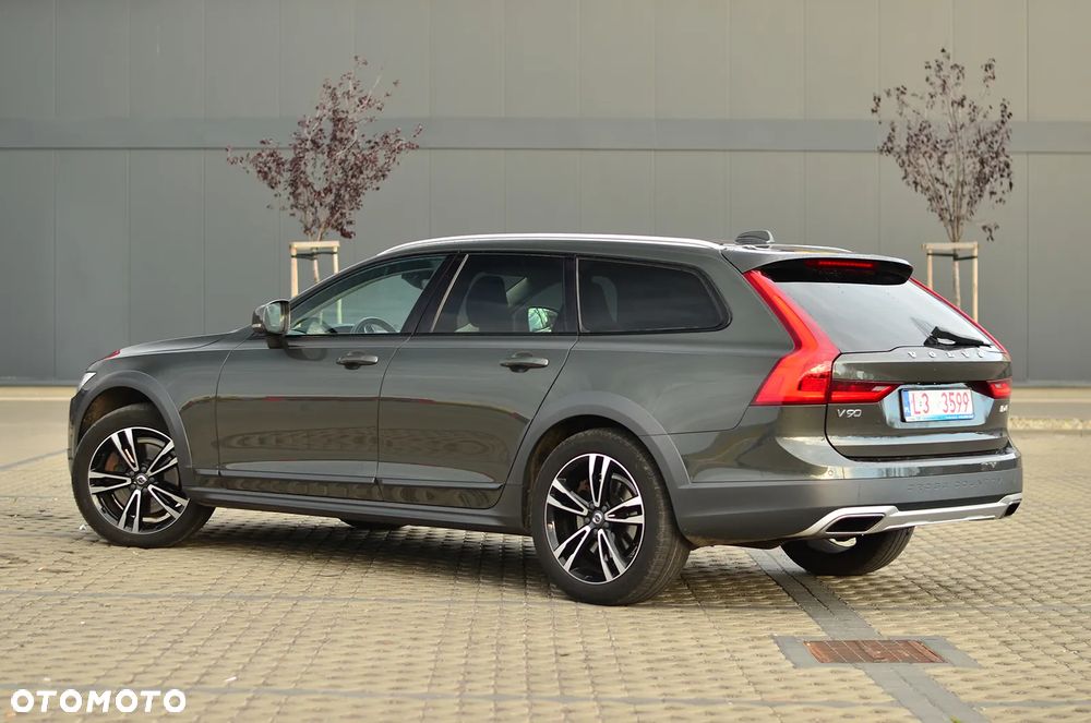 Volvo V90 Cross Country 2018 photo 4