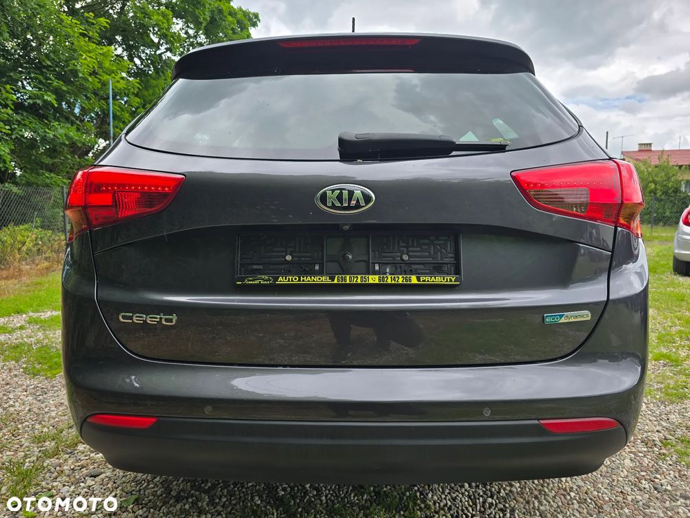 Kia Ceed 1.6 GDI Spirit - 6