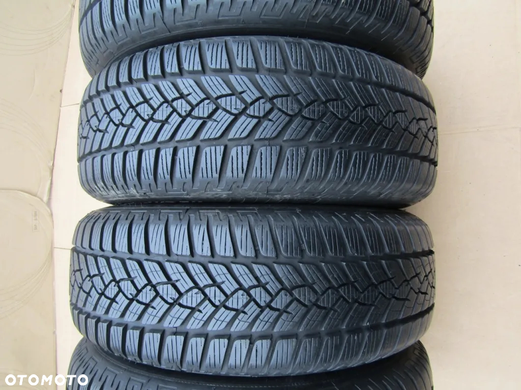 4x Felgi Koła 16 Dacia Duster OE I II / 6,5j 5x114,3 ET50 Opony 215/65 - 12