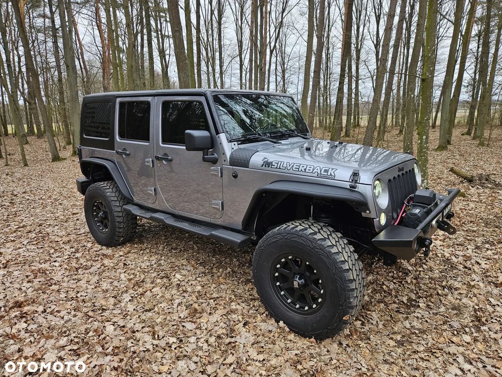 Jeep Wrangler 3.6 Unlim Sahara - 2