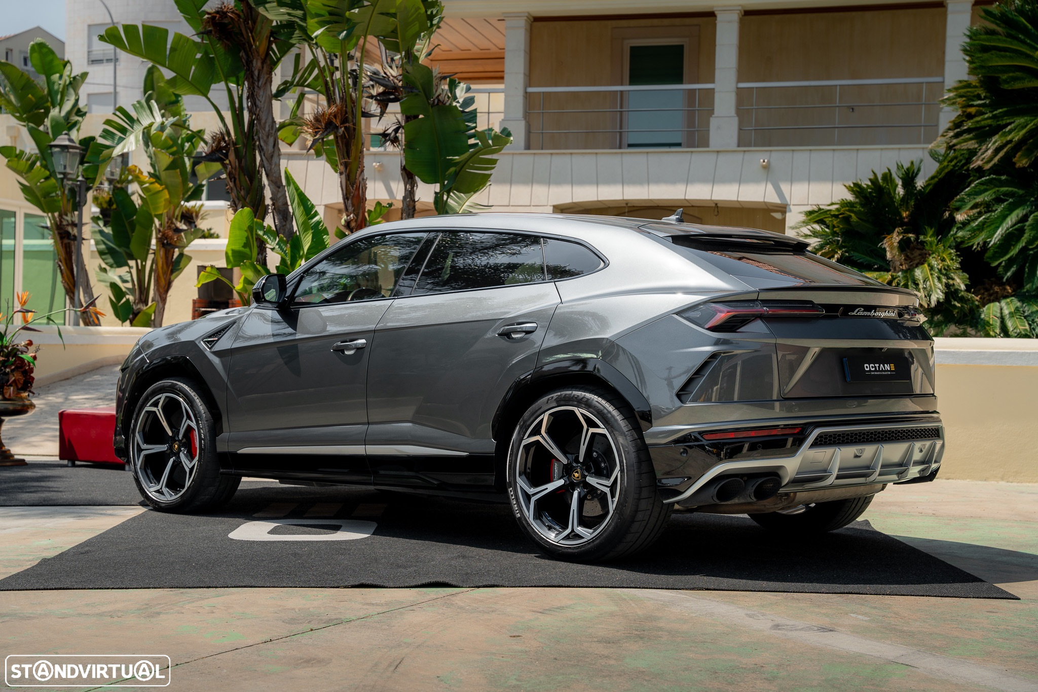 Lamborghini Urus 4.0 V8 - 4