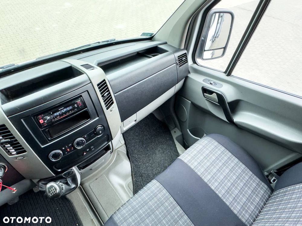 Mercedes-Benz SPRINTER - 13
