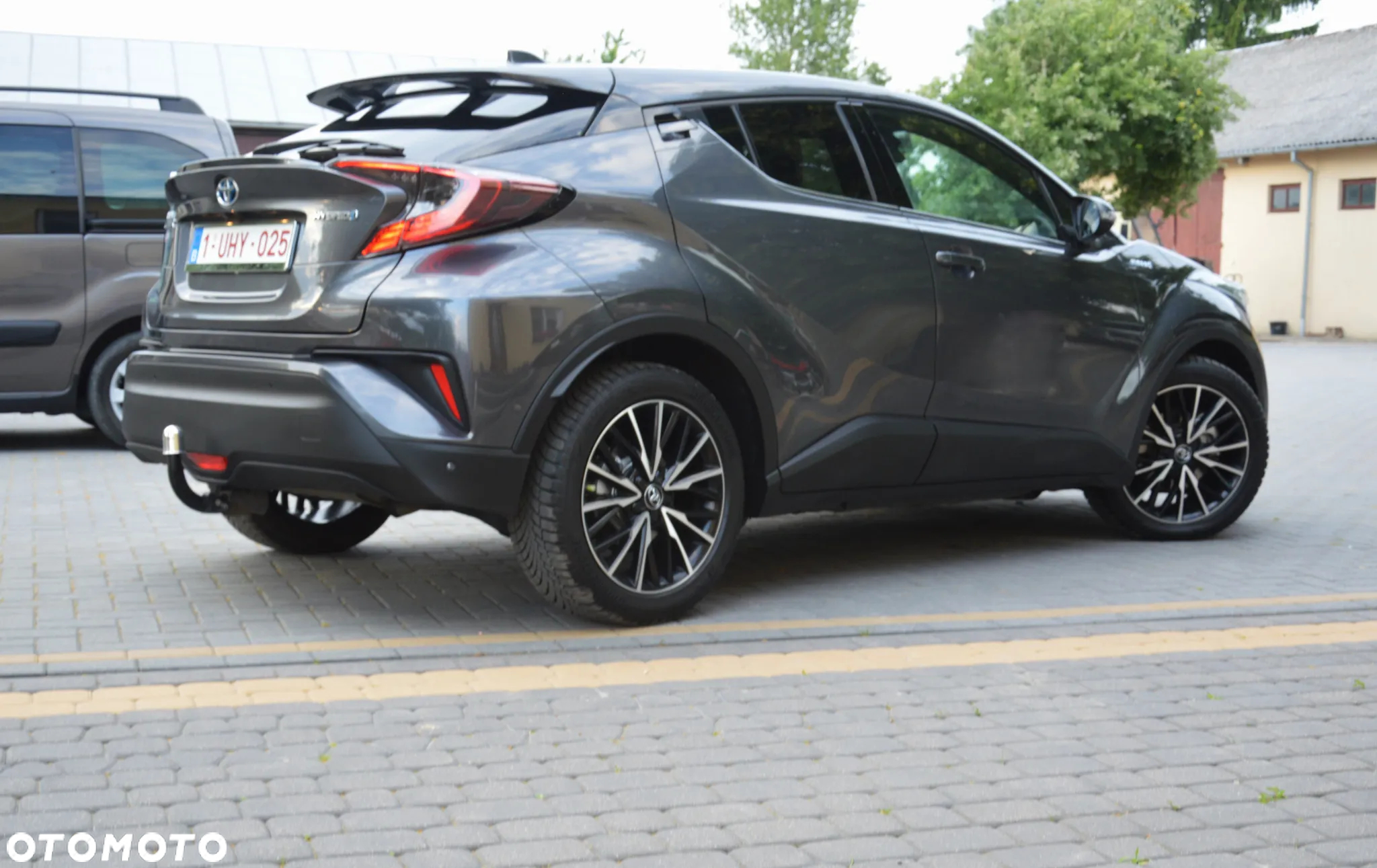 Toyota C-HR 1.8 Hybrid Premium - 8