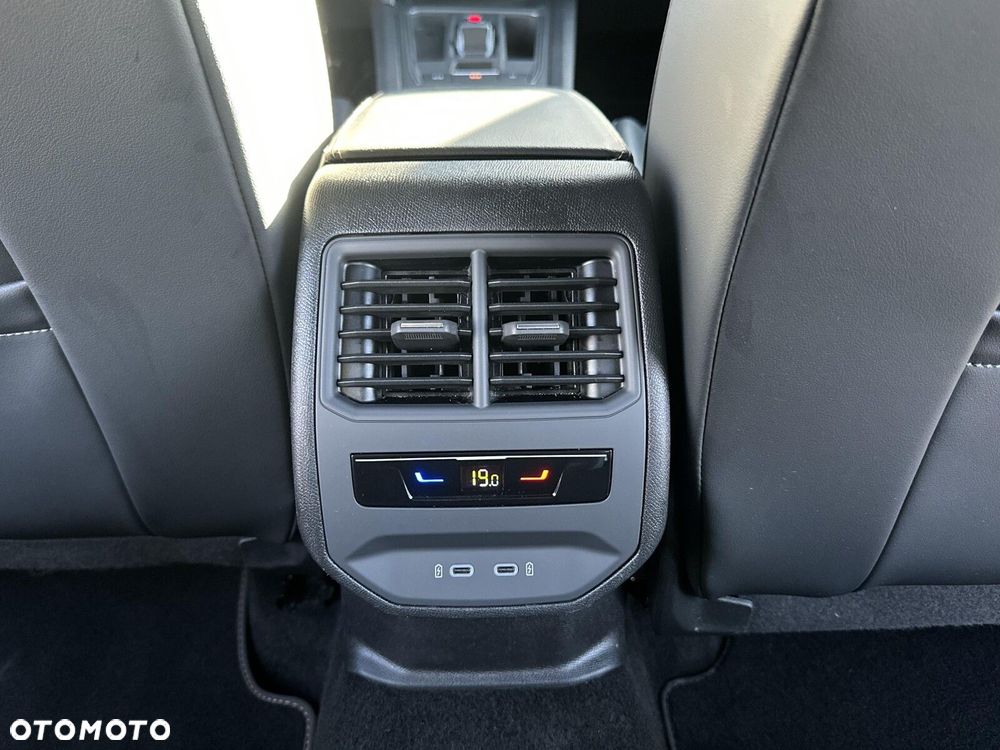 Cupra Formentor 1.5 TSI DSG - 36