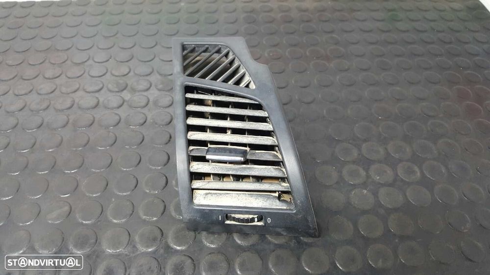 AERADOR FRENTE DIREITO BMW SERIE 1 BERLINA (E81/E87) 120D - 7