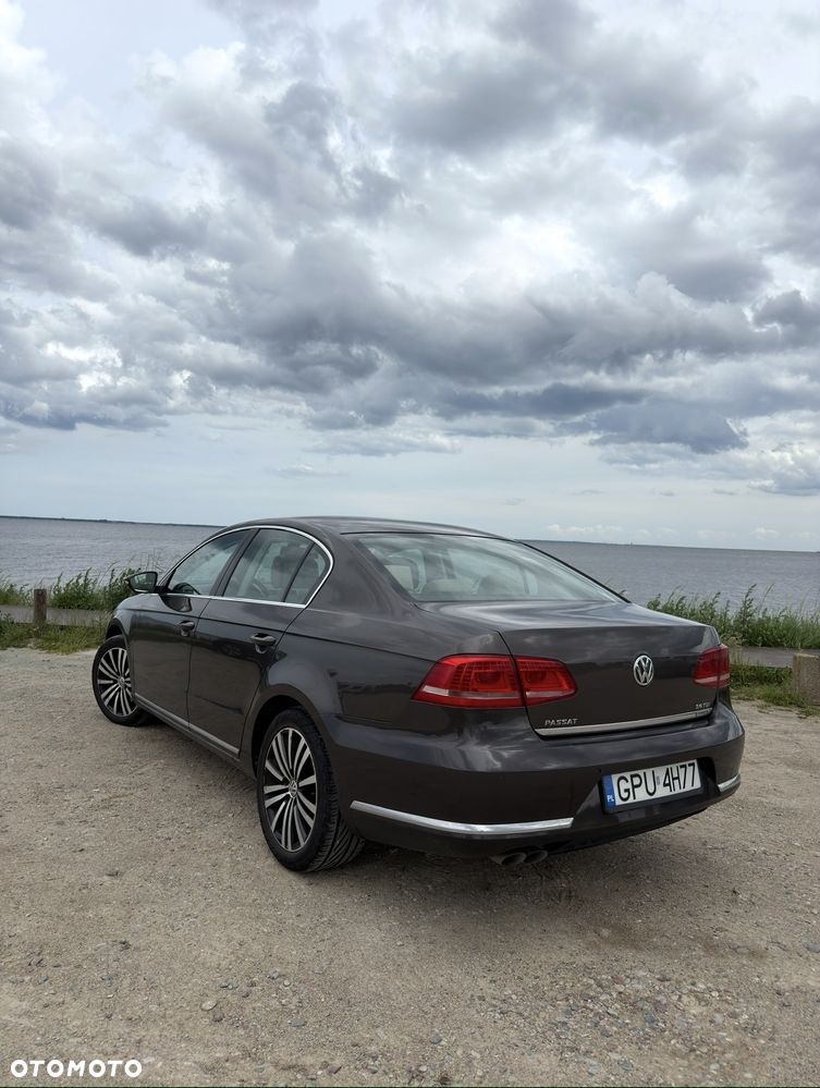 Volkswagen Passat 2.0 TDI Comfortline - 3