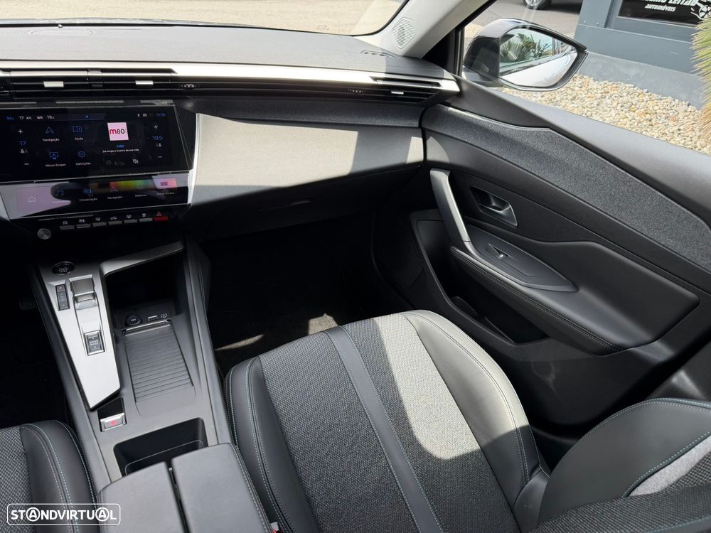 Peugeot 308 SW 1.6 Hybrid Allure Pack e-EAT8 - 23