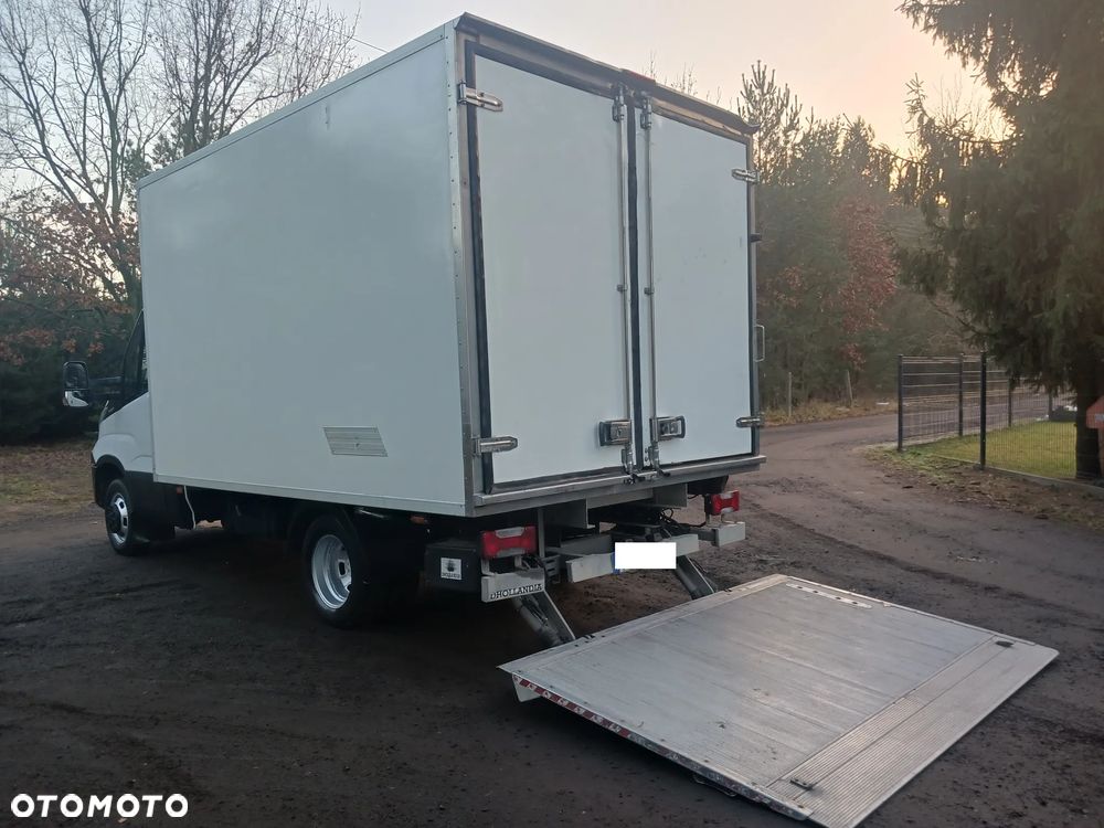 Iveco Daily 35C14 2.3 140 KM 2018r SALON Izoterma Chłodnia Mroźnia Agregat zasilanie zew. 250 tyś km - 2