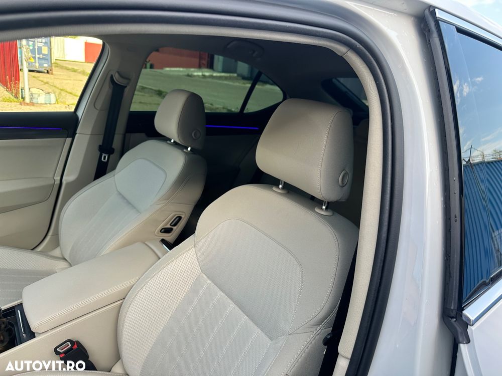 Skoda Superb 2.0 TDI DSG Sportline - 10