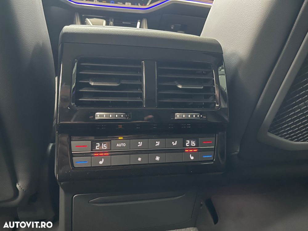 Volkswagen Touareg V6 TDI Elegance - 30