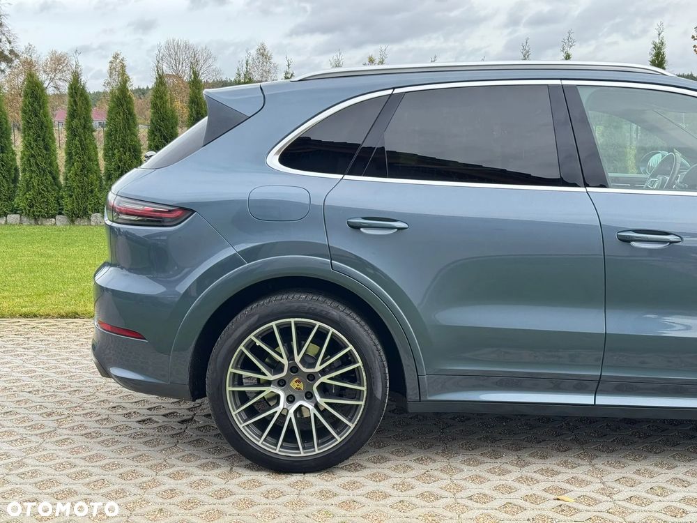 Porsche Cayenne Standard - 8