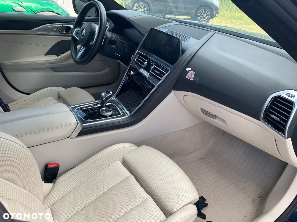 BMW Seria 8 - 15