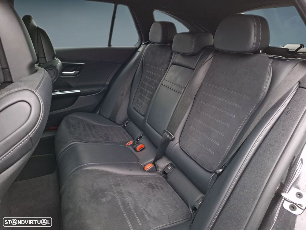 Mercedes-Benz C 300 de AMG Line - 14