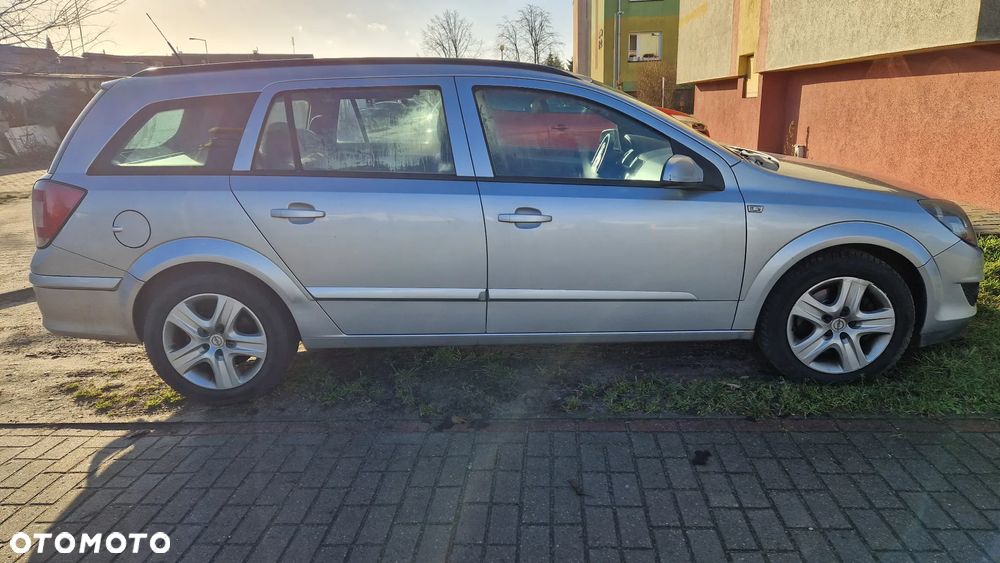 Opel Astra - 1