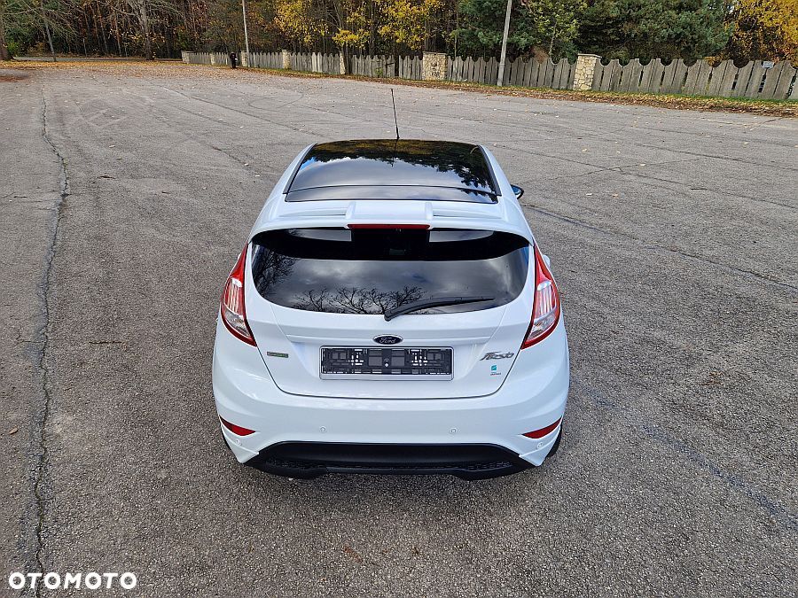 Ford Fiesta 1.0 EcoBoost S&S ST-LINE - 27