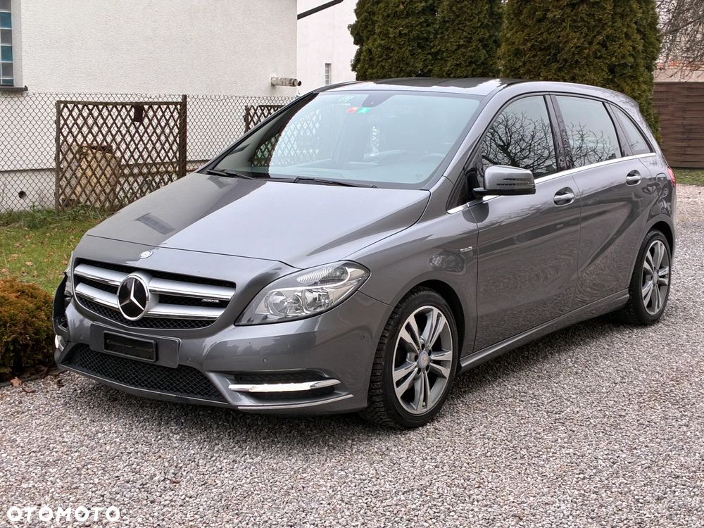 Mercedes-Benz Klasa B 180 BlueEFFICIENCY Edition - 2