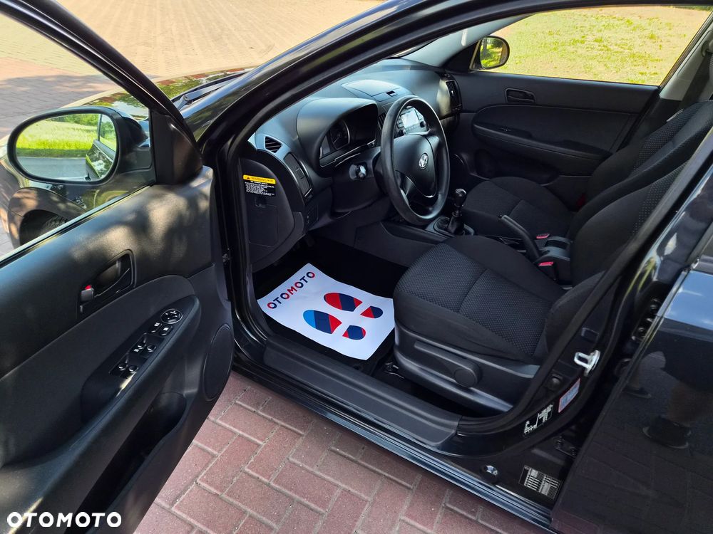 Hyundai i30 1.4 Edition Plus - 9