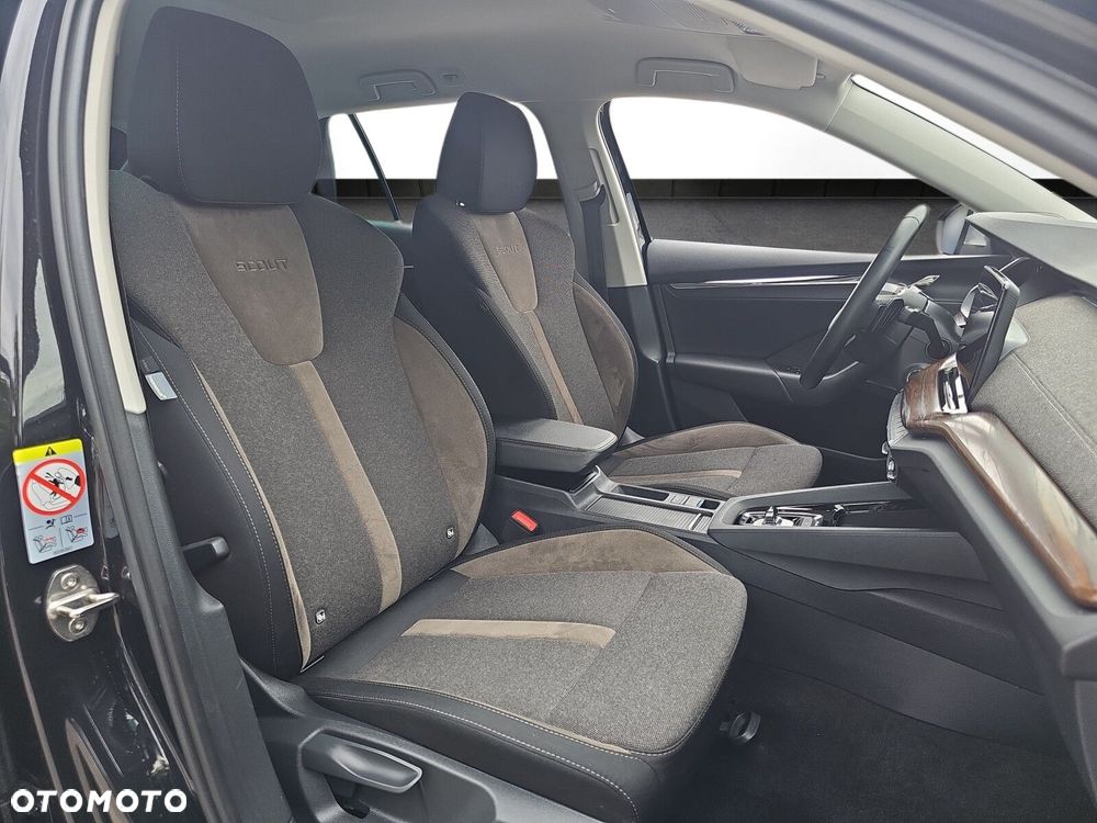 Skoda Octavia 2.0 TSI 4x4 Scout DSG - 15