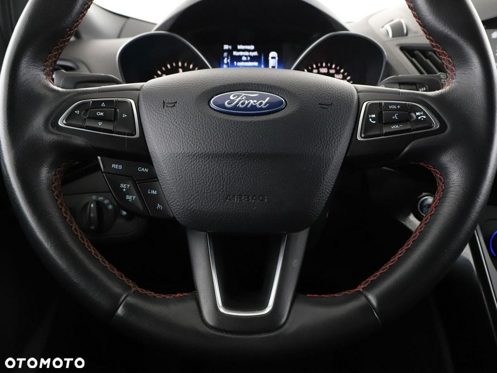 Ford Kuga 2.0 TDCi 4x4 ST-Line - 22