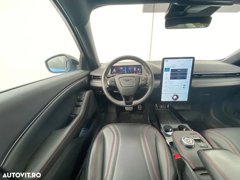 Ford Mustang Mach-E AWD 276 kW Premium - 10