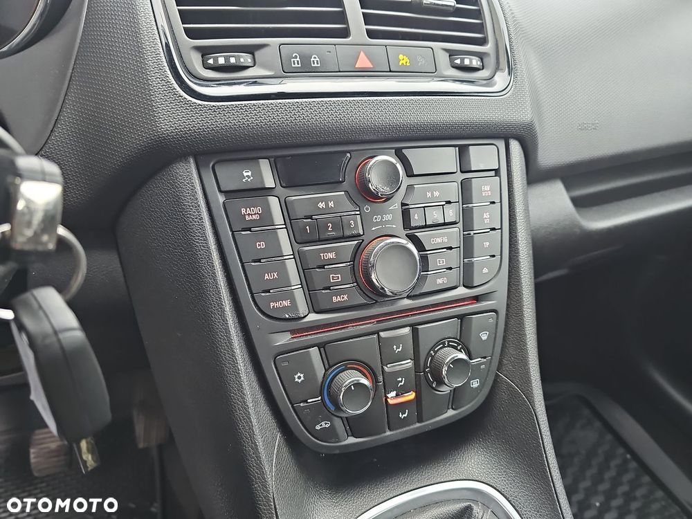 Opel Meriva 1.4 Essentia - 17