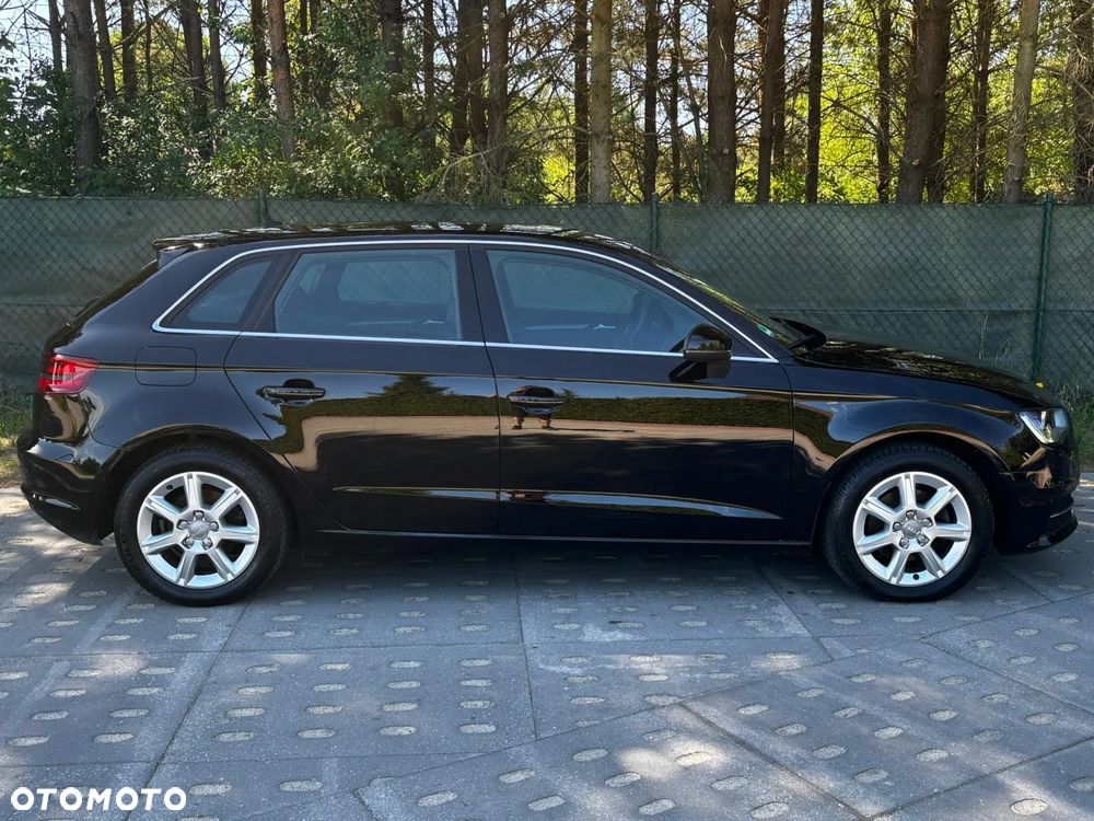 Audi A3 Sportback - 13