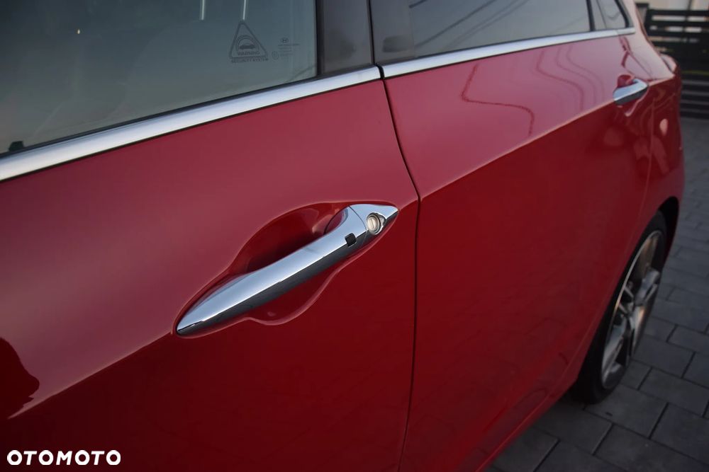 Hyundai i30 1.6 T GDI Turbo - 32