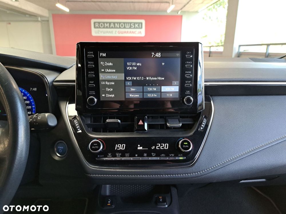 Toyota Corolla 1.8 Hybrid Comfort - 17